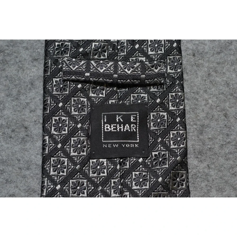 IKE Behar Necktie Men One Size Gray Floral Geometric Silk Textured Woven Tie USA